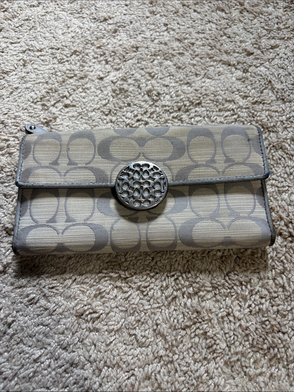 Coach Alexandra Tri-fold Slim Wallet Gray